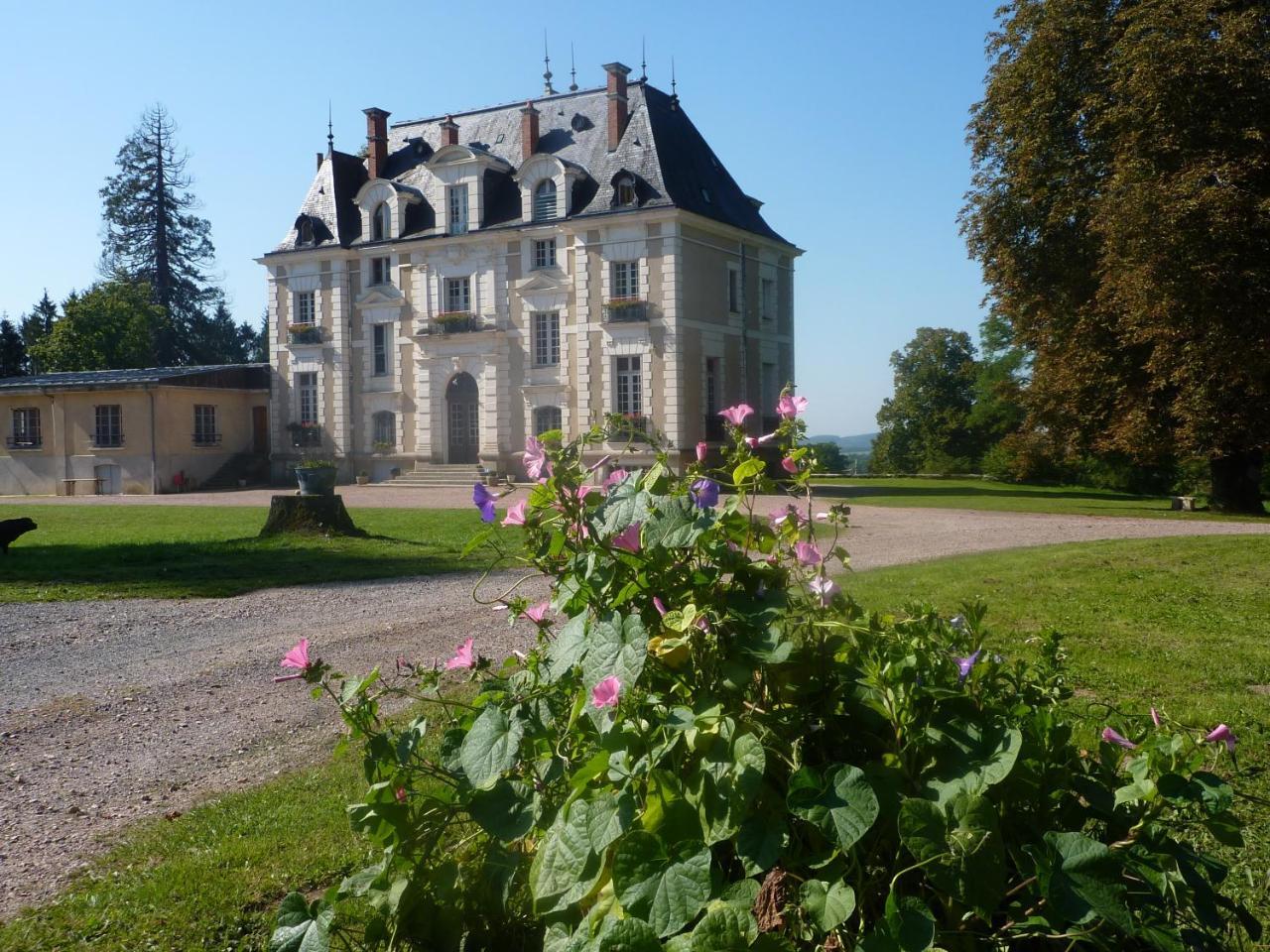 Domaine De Chaligny Hostel Saint-Hilaire-en-Morvan Luaran gambar
